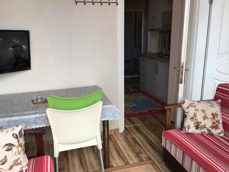 Saglik Apart Pansiyon Erdek Exterior photo