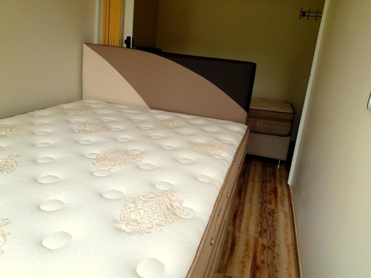 Saglik Apart Pansiyon Erdek Exterior photo